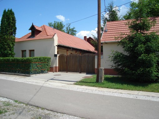   - Diófa Apartmanház II. Egerszalók