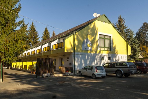   - Lipicai Hotel Szilvásvárad